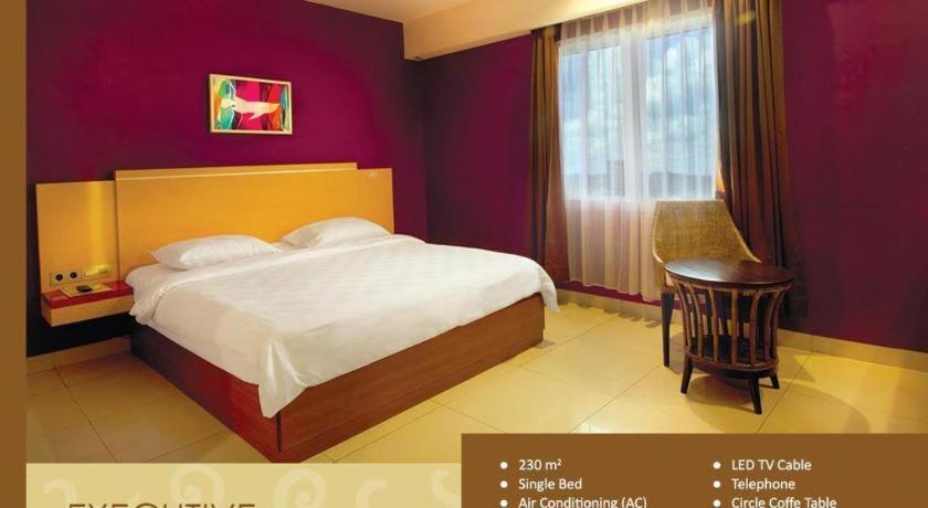 פונטיאנק Borneo Hotel מראה חיצוני תמונה